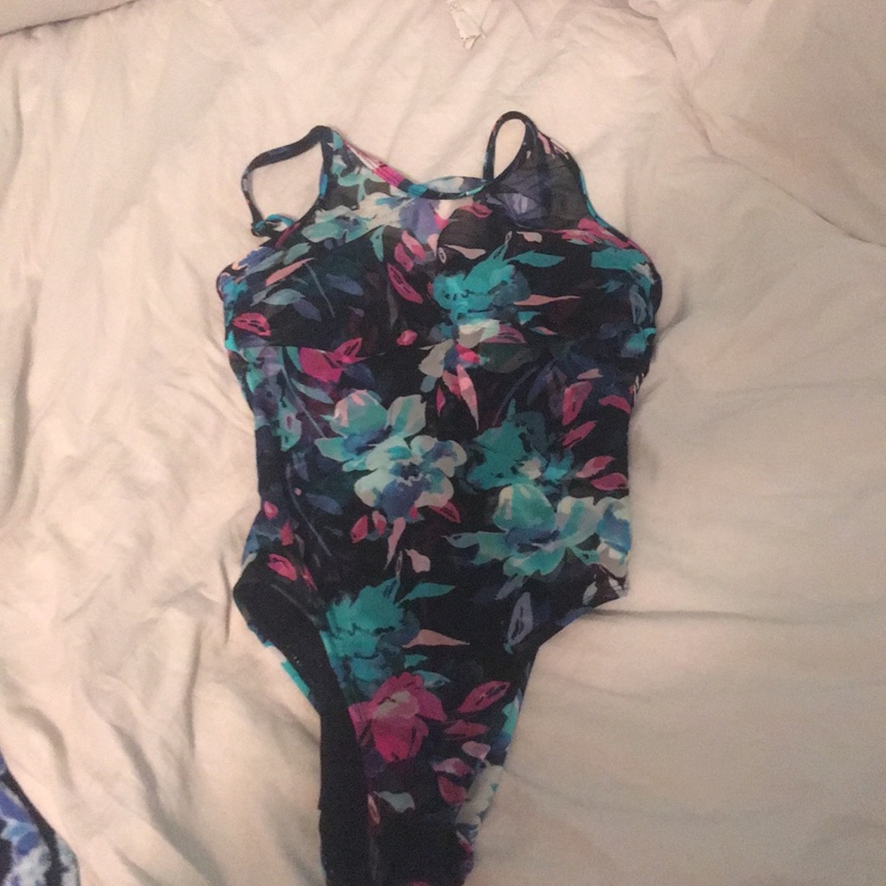 Flowery mesh one piece bathing suit